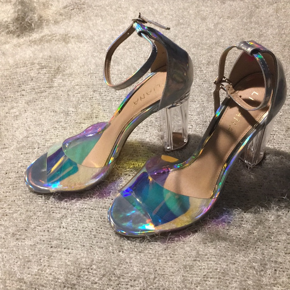 One Toe Shoes